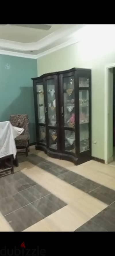 نيش مستعمل للبيع