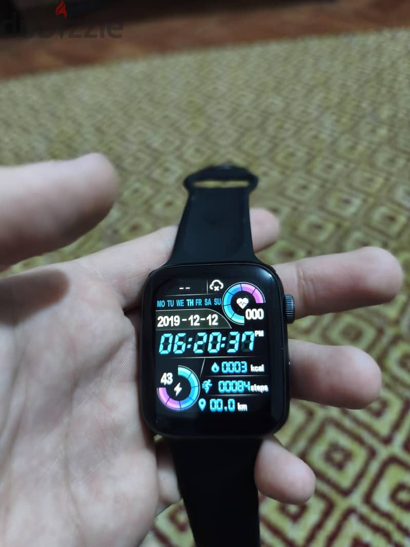 Hammer Max smart watch 1