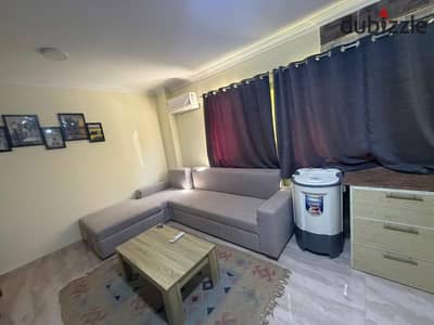 رو مارينا امام مارينا ٥