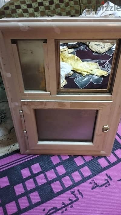 شباك مستعمل الطول 79 العرض 54