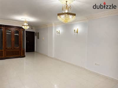 بالتكيفات والمطبخ ارخص شقه 3نوم فالرحاب