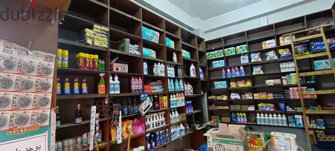 ارفف خشبية بحالة ممتازة
