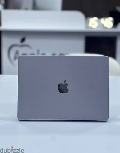 Macbook Pro M1 Pro 14 inch اعلي كور