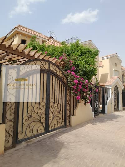 بأقل سعر فى الماركت فيلا Vip للبيع استلام فورى فى كمبوند اى فى ريسدنس مدينة الشروق بجوار لافيستا