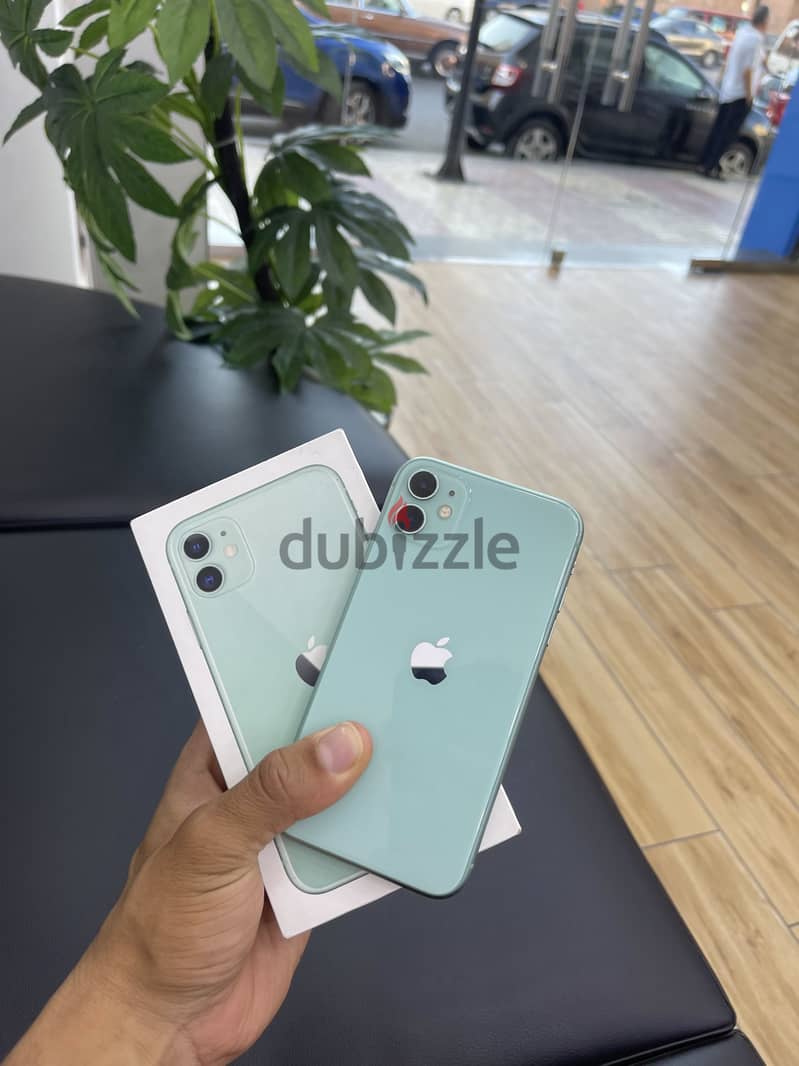 Apple - iPhone 11 4