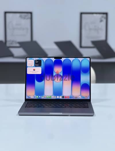 Macbook Pro M1 Pro 14 inch 100%