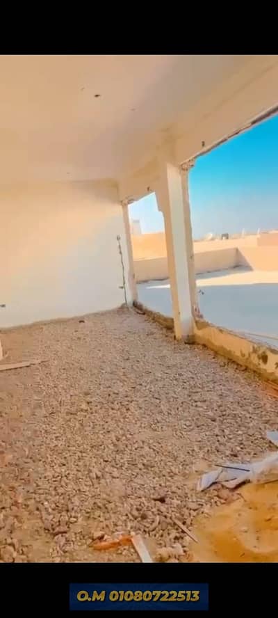 A genuine bargain. A 400 sqm full-floor rooftop, legally approved and fully reconciled, for sale in Fifth District Villas, New Cairo.