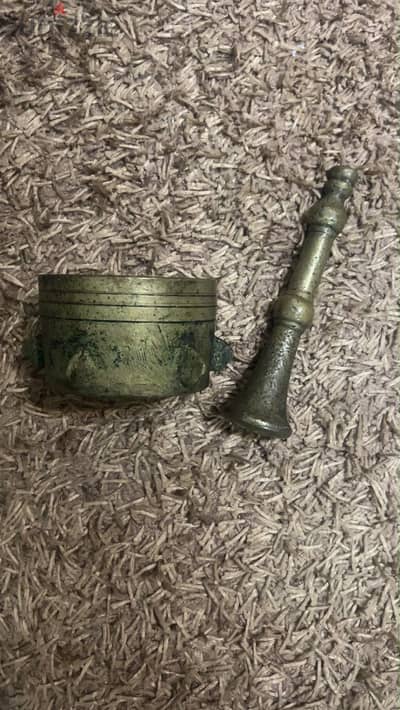 هون اثري عمره  150 عام نحاس