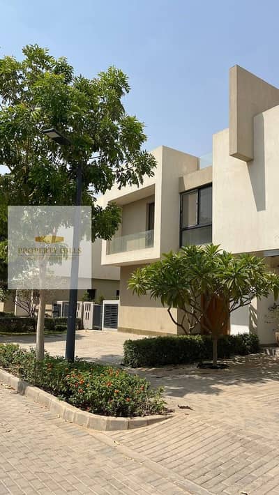 لفترة محدودة فيلا Exclusive للبيع فى مدينة الشروق بجوار لافيستا وسوديك والقرب من الجامعة البريطانية