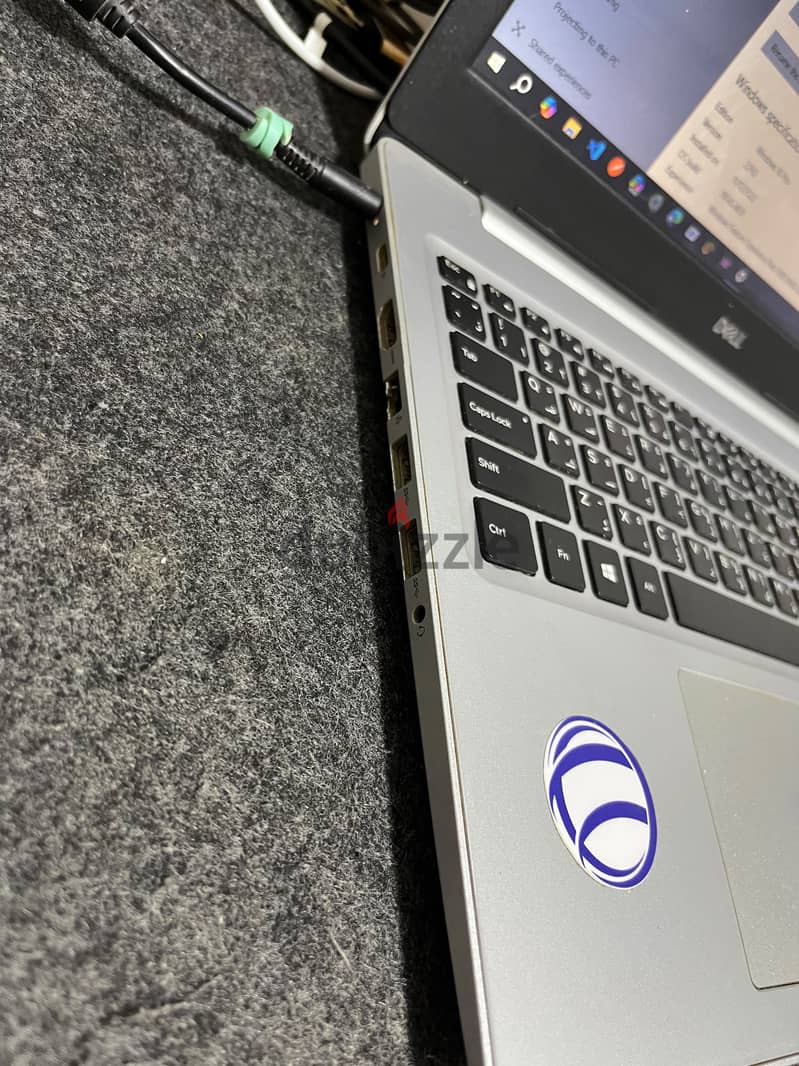 Dell Inspiron 5570 4