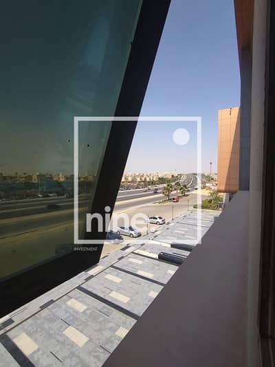 مساحة ادارية للايجار بافضل سعر في Lamirada دايريكت علي محور جمال عبد الناصر-416 متر - التجمع الخامس  - القاهرة الجديدة