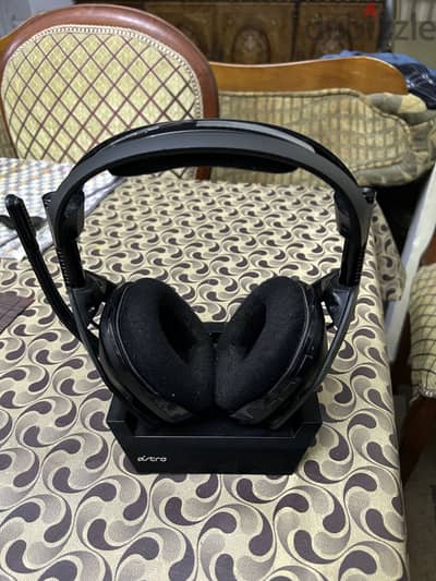 سماعه logitech astro gaming A50 PS/PC