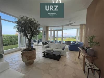 Standalone villa with a fully unobstructed sea view fully equipped 30% discount, and remaining balance payable in installments, near Seashell and So