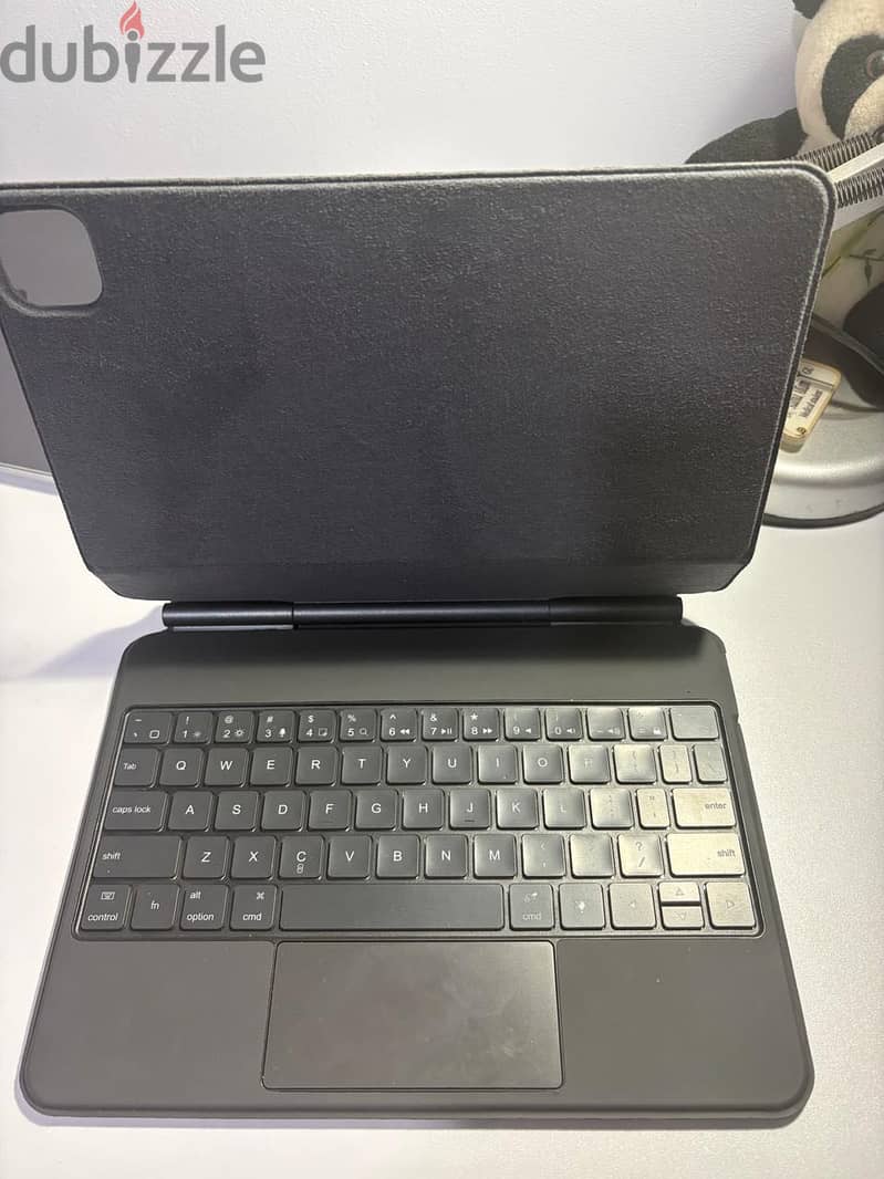 Magic Keyboard for iPad 11 inch 4