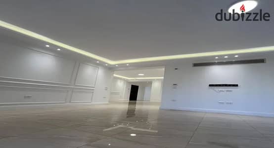 شقة  متشطبة  و استلام فورى فى 6 ويست  بيفرلى هيلز سوديك