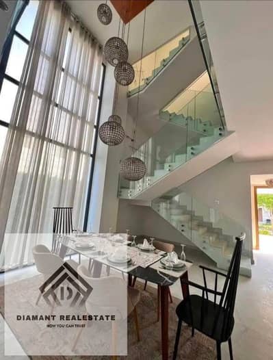 بخصم 30% فيلا كورنر متشطبه VIP استلام فوري تحت اداره هايد بارك برايم لوكيشين بجوار البراج الايقوني ومسجد مصر