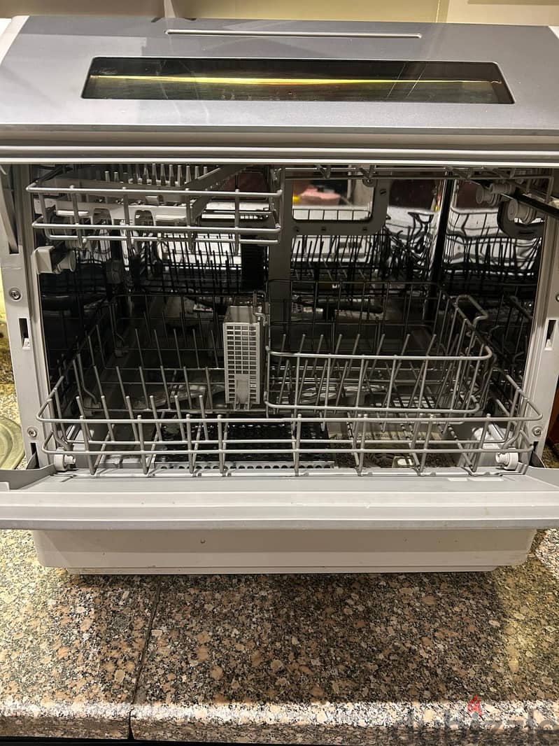 Magic Clim Compact Touch Dishwasher (Excellent Condition,Barely Used) 1