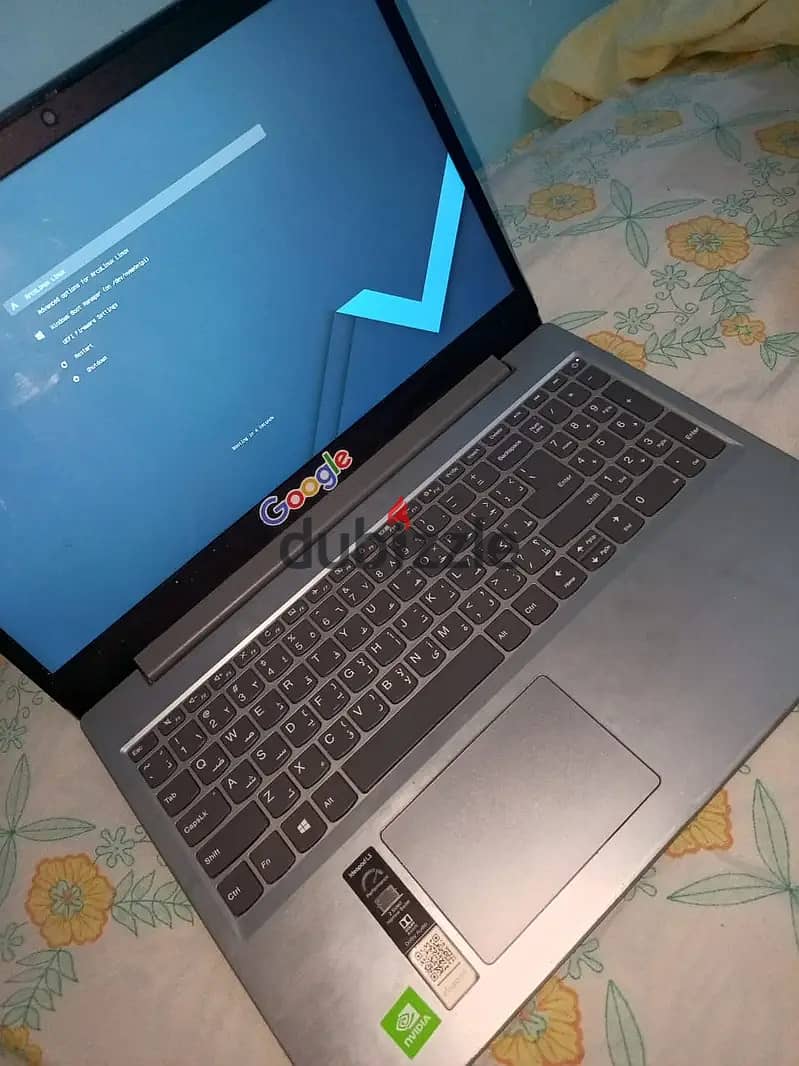 Lenovo IdeaPad 81y3 1