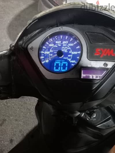 اسكوتر sym st