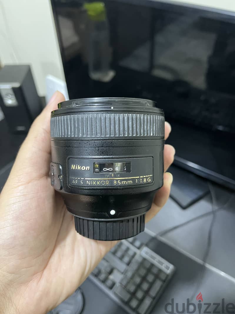 Lens Nikon 85 1.8 G 3