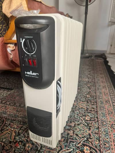 دفاية هيلر لم تستخدم  صنع فى المانيا 2000 وات بمروحة لتورزيع الهواء