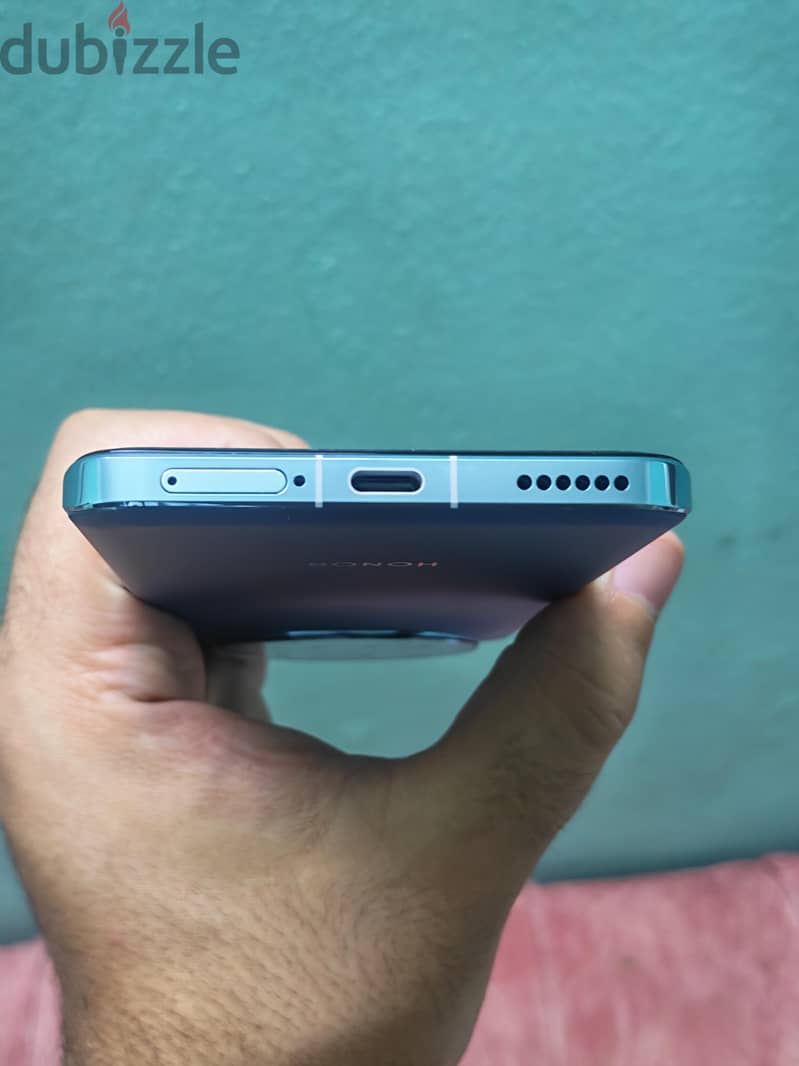 Honor Magic 5 Pro 3