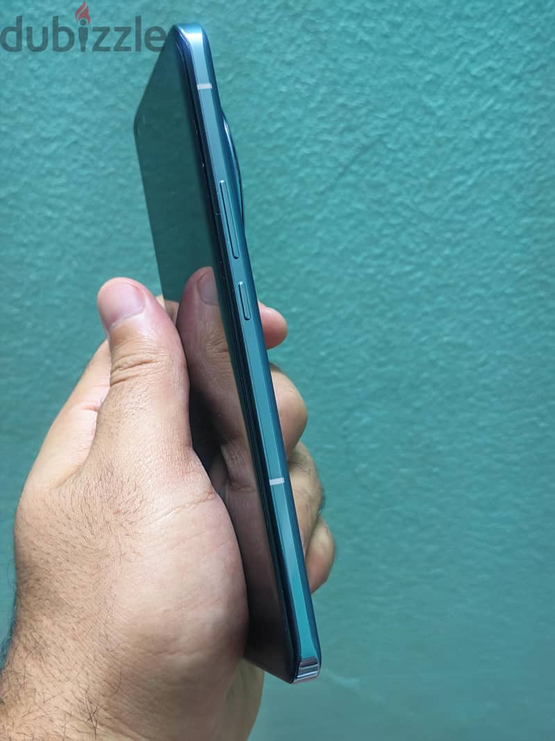 Honor Magic 5 Pro 4