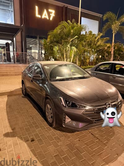 Hyundai Elantra 2025