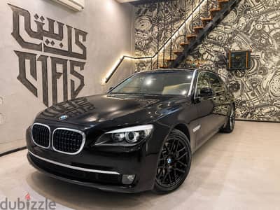 BMW 750 2011
