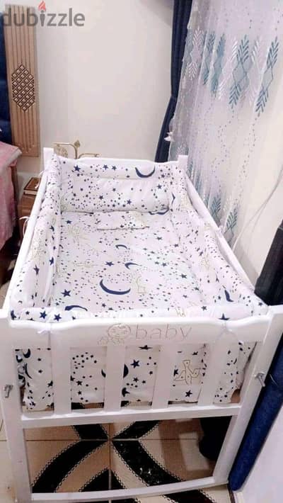 سرير اطفال