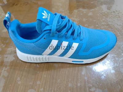 للبدل – Adidas أصلي جديد بSkechers أو كوتشي أصلي مقاس 42، جديد