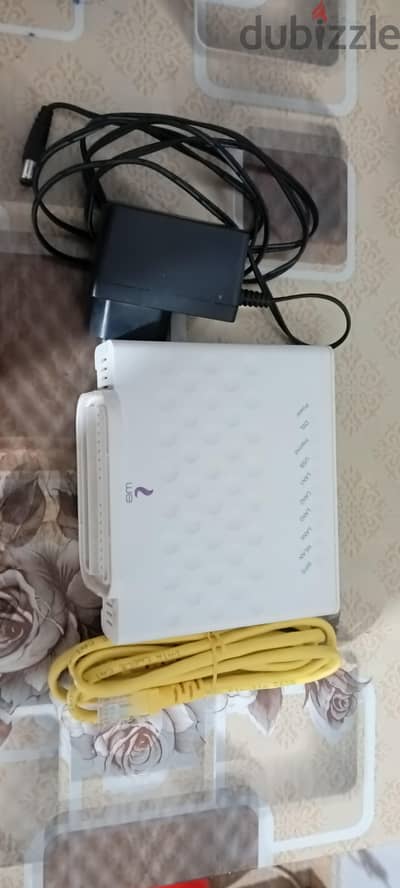 راوتر we بحاله ممتازه