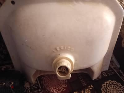 حوض لم يستخدم