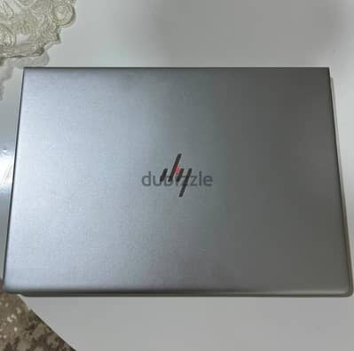Hp elite book  8 ram 256ssd Rayzene 7 pro  معالج