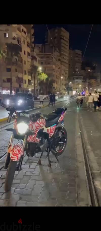 بنلي vlr200