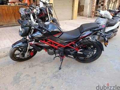 Benelli TNT i 150