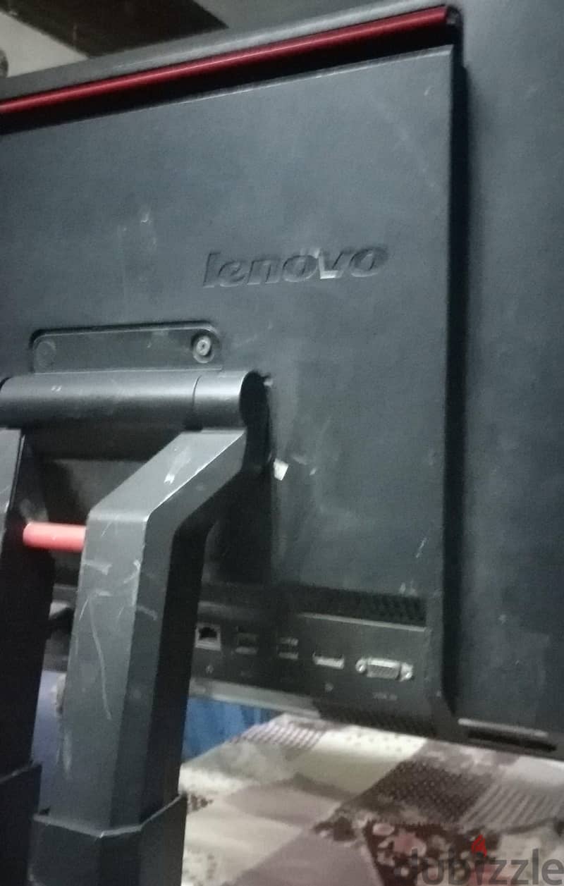 ) thinkcentre M90z (Lenovo 3