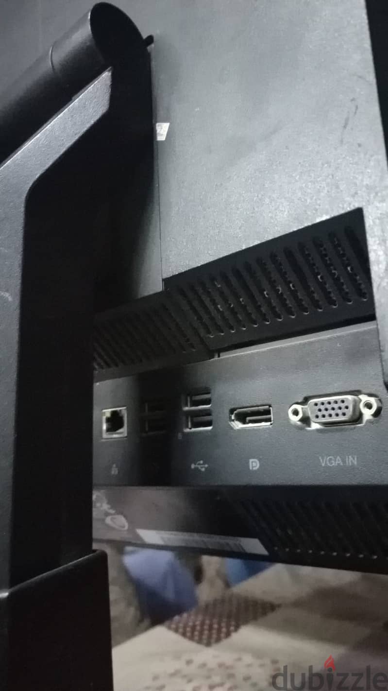 ) thinkcentre M90z (Lenovo 5