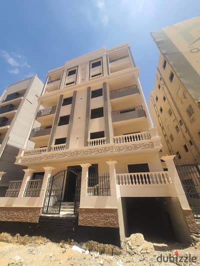 Apartment for sale in the most vital location in 6 October city at the cheapest price per meter in the area - شقة للبيع فى أهم مكان حيوى فى مدينة 6 أكتوبر بأرخص سعر للمتر فى المنطفة