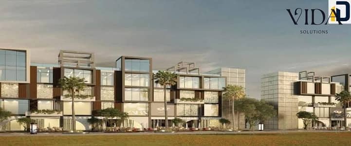 صيدلية للبيع في Dejoya Plaza Strip Mall New Zayed | 126 م²