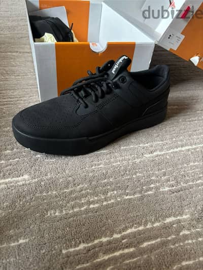 Original Timberland Maple Grove Low Nubuck Black - Size EU 44 / US 10
