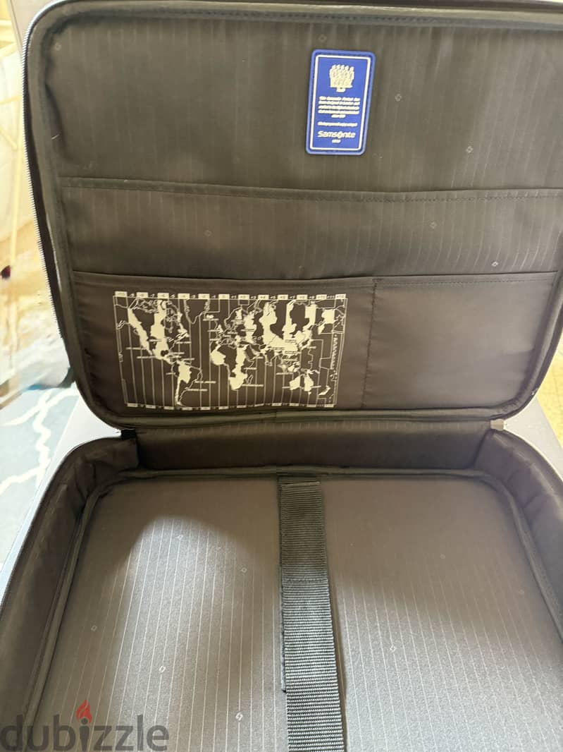 Samsonite bag 1