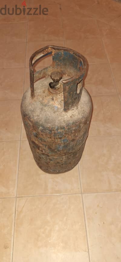 انبوبه فاضيه للبيع في الاسكندريه العامريه