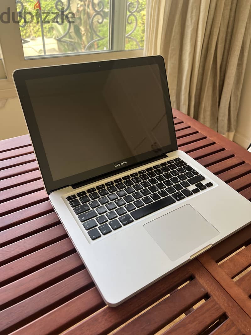 Mcbook pro. 13 inch 1