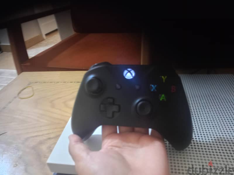 XBOX ONE S 1TB 3