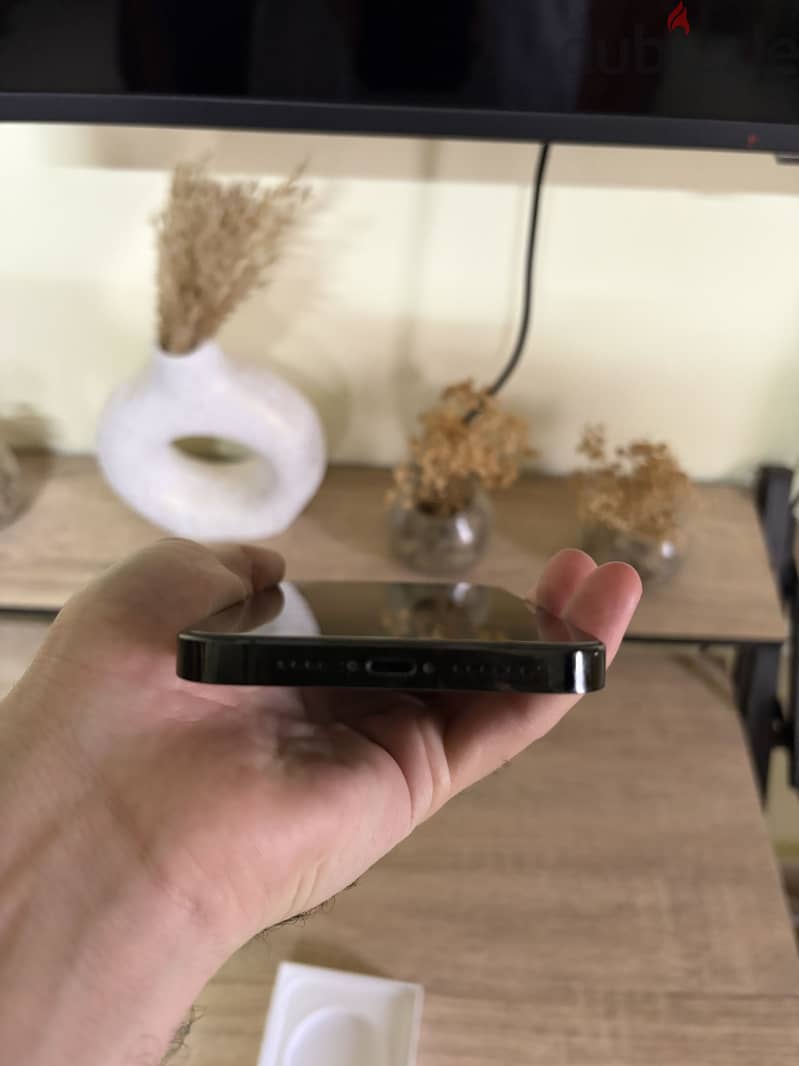 iPhone 14 Pro Max – 256GB 5
