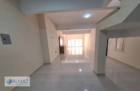 Unfurnished duplex, 360 sq m, for rent in South Academy, First Settlement, near the Air Force Specialized Hospital, the banking district, and CFC