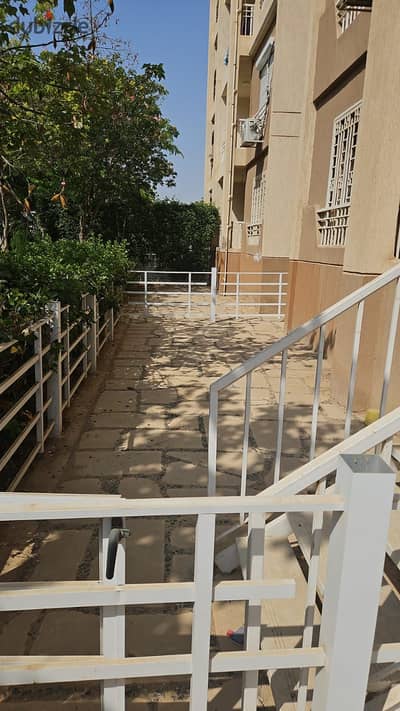 For sale apartment in Madinaty  82 meters and a private garden  35 meters  B11   prime location, a bargain price