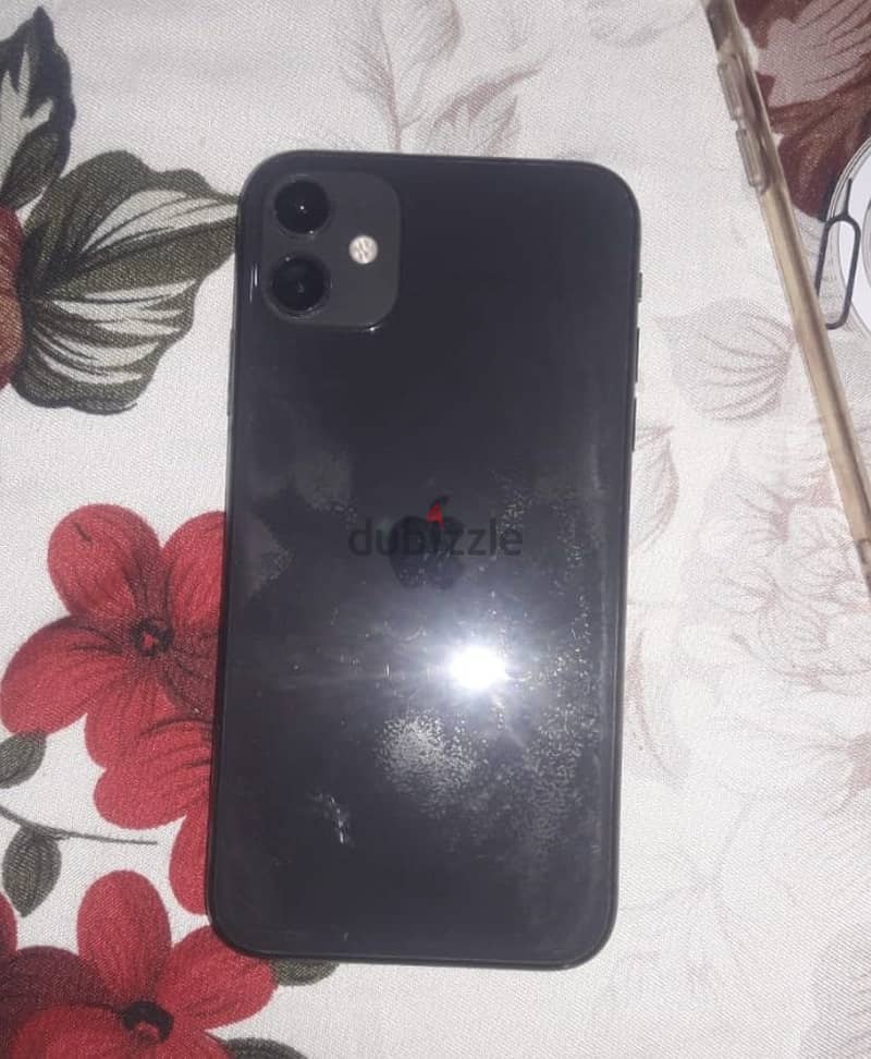 iPhone 11 4