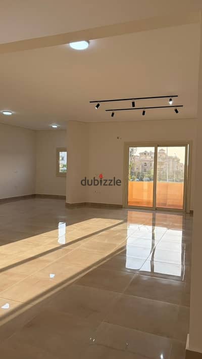 Luxury apartment for rent in Al Yasmin 8, First Settlement.